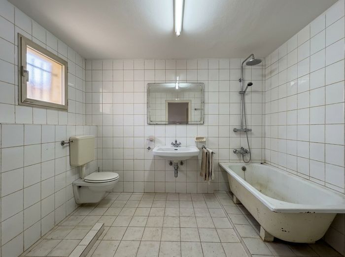 Baño antiguo antes de la reforma